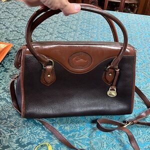 Vintage Dooney and Bourke leather bag
